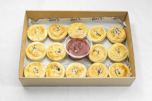 Gourmet Mini Beef Pie Platter (20 pieces)