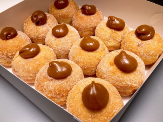 Caramel Filled Donuts (6 pieces)