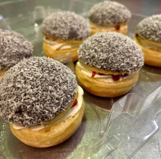 Mini Lamington Donuts (6 pieces)